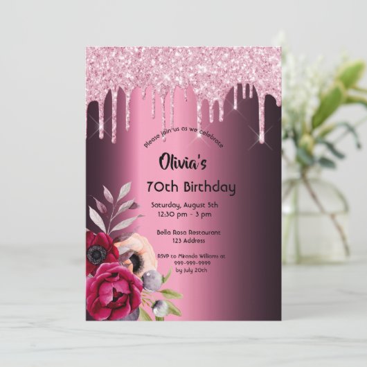 70歳の誕生日ブルゴーニュのピンクのグリッタードリップ花模様 招待状 (スタンド正面)