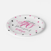 70歳の誕生日70素晴らしい年ピンクの名前を追加 ペーパープレート (アングル)