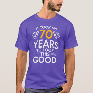 70歳の誕生日 ギフト 私を70年でこんなにイケてるように見せてくれる レトロ Tシャツ