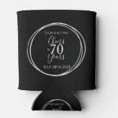70歳の誕生日 ブラック シルバー チェアーズ 70年 缶クーラー (裏面)