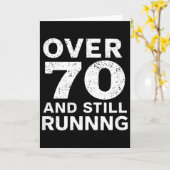 70歳の誕生日+古株ランナー+スローダウン+70歳走る カード (黄色い花)