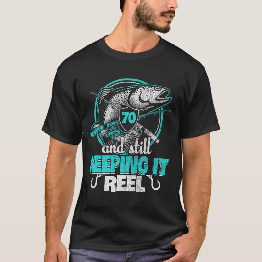 70歳の釣り好きのためのバースデーTシャツ 釣り人らしく Tシャツ (正面)