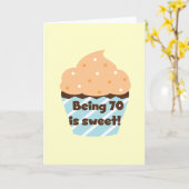 70歳は甘い誕生日Tシャツとプレゼント カード (黄色い花)