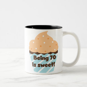 70歳は甘い誕生日Tシャツとプレゼント ツートーンマグカップ