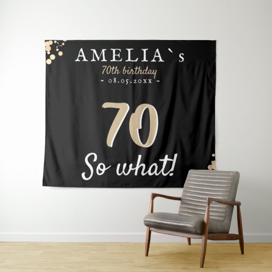70歳感動的誕生パーティー黒の背景 タペストリー (インサイチュ(横))