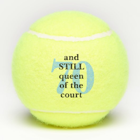 70番目の誕生日おもしろいコートクイーン  テニスボール (裏面)