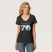 70番目の誕生日ギフト – 私のように？70歳 Tシャツ (正面フル)