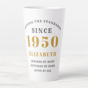 70番目の誕生日生まれタイポグラフィ1950名前の追加 カフェラテマグ