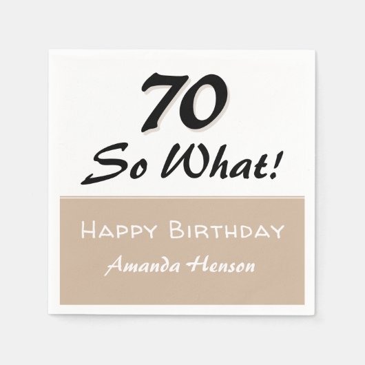 70誕生日おもしろい引用文ベージュパーティー スタンダードカクテルナプキン (正面)