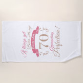 70誕生日が年齢と共に向上 ビーチタオル (正面)