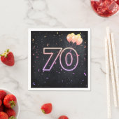 70誕生日ネオンサインオンブラックナプキンス スタンダードカクテルナプキン (インサイチュ)