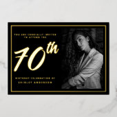 70誕生日フォトブラックフェイク金ゴールドリーフエレガント 箔招待状 (正面)