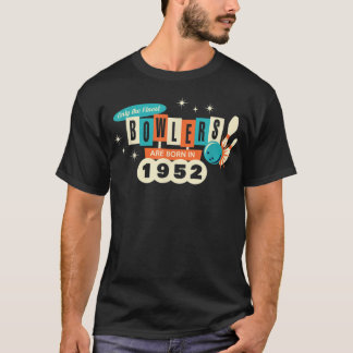 70誕生日ボウリングをする人、 クリケットの投手おもしろいボーリング1952ヴィンテージRe Tシャツ