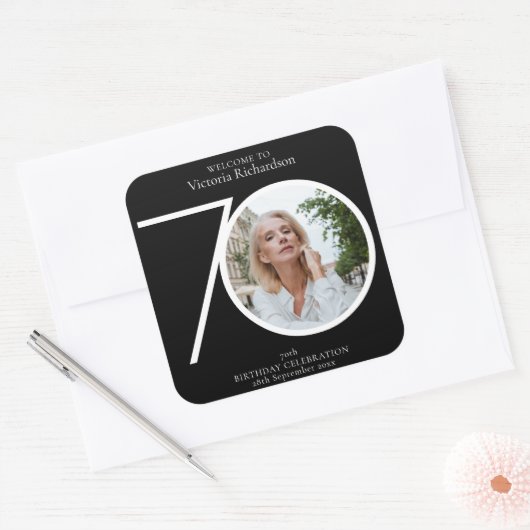 70誕生日ミニマリスト黒タイポグラフィ写真 スクエアシール (封筒)