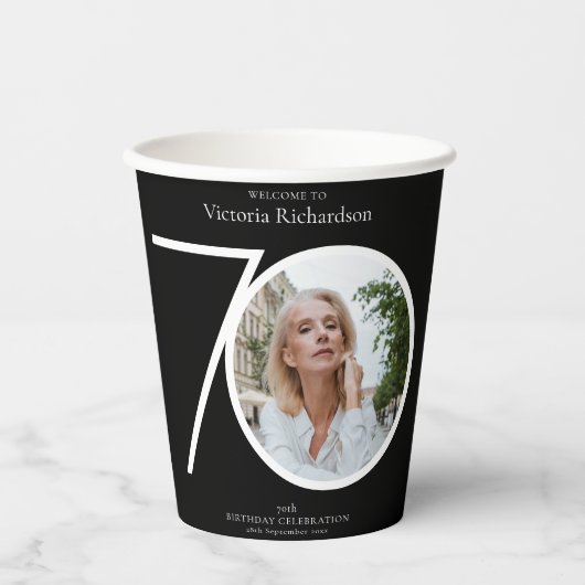 70誕生日ミニマリスト黒タイポグラフィ写真 紙コップ (正面)