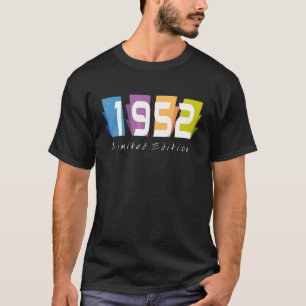 70誕生日レディースメンズ70年1952 35 Tシャツ