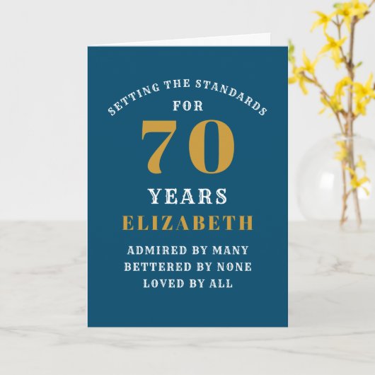 70誕生日標準ブルー金ゴールド名前の追加 カード (黄色い花)