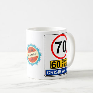 70誕生日70年危機の道路おもしろい標識 コーヒーマグカップ