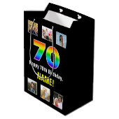 70誕生日: Rainbow "70"，写真カスタムと名前 ミディアムペーパーバッグ (裏面アングル)