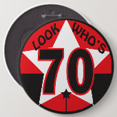 70% pipe%の第70誕生日はだれであるか見て下さい 缶バッジ (正面&裏面)