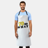 70 So何おもしろいことわざ70モダン誕生日 エプロン (着用した状態)