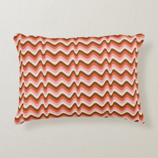 70s retro brown and pink wave pattern アクセントクッション (正面)