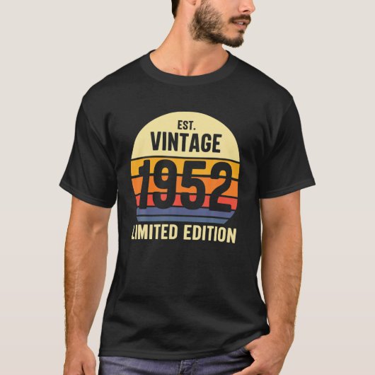 70th誕生日EST 1952ヴィンテージティ限定版 Tシャツ (正面)