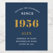 70th Birthday Name 1956 Blue Gold Elegant Chic ワインラベル (シングルラベル)