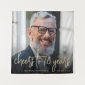 70th Birthday Partyフォト金ゴールドスクリプト応援 タペストリー (正面)