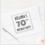 70th Birthday Party:アールデコスタイル 名前をカスタムする スクエアシール<br><div class="desc">1920年代スタイリッシュ-1930年代のスタイルセインスパイア70の誕生祝いスクエアデザインは編集可能な名前、アートの複雑なスタイルの数値「70th」、メッセージ「BIRTHDAY PARTY!」、ラインのパターンを含んだを備えている。このようなシールスタイリッシュは、70歳の誕生日のお祝いに誰かに対して開催される誕生日パーティーで配布されたり使用されたり、そのようなイベントのために招待状を準備したり、贈り物やプレゼントを包装したりする際に使用されるかもしれない。[～Z0000618]</div>