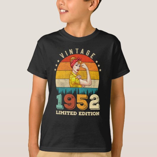73歳1952年ヴィンテージ73誕生日女性 Tシャツ (正面)