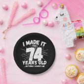 74歳皮肉ミームおもしろい74誕生日 ペーパープレート (パーティー)