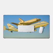 747宇宙シャトルキャリア航空機 デスクマット (キーボード&マウス)