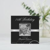 75歳誕生パーティーフォト招待状シルバーブラック 招待状 (スタンド正面)