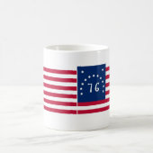 76の米国ベニントンの旗の精神 コーヒーマグカップ (中央)