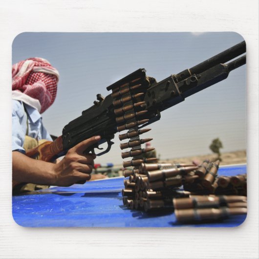 762ミリメートルのラウンドがトラックの上にある マウスパッド (正面)