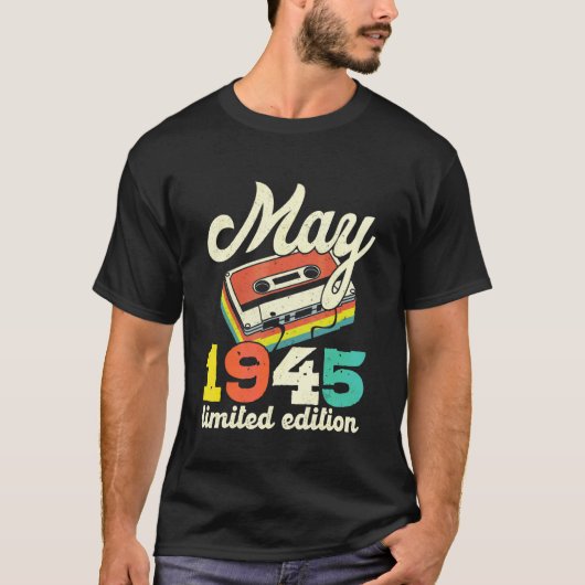 77番目の誕生日1945年5月ヴィンテージカセット Tシャツ (正面)