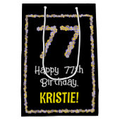 77誕生日:フローラ花数名前をカスタムする ミディアムペーパーバッグ (裏面)