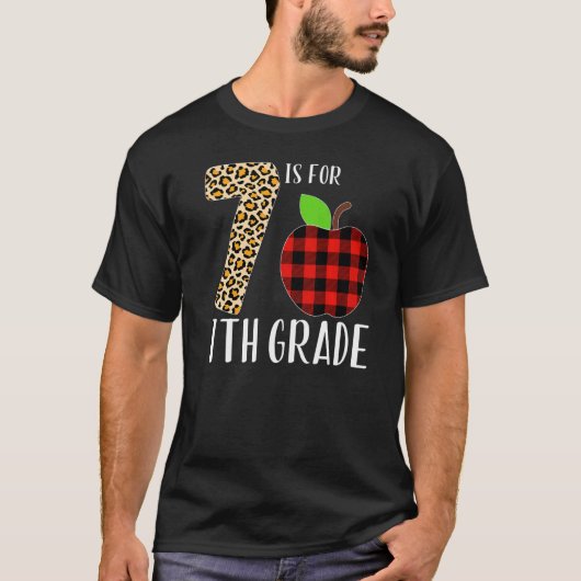 7 Is For 7th Grade Teacher Leopard Buffalo Plaid S Tシャツ (正面)
