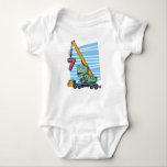 7 years 7th Birthday Mobile Crane Dinosaur ベビーボディスーツ<br><div class="desc">Happy 7th Birthday. Funny and lovely Kids Birthday design with cute dinosaur sitting on a mobile crane lifting a Number 7. A perfect match for Kids and Teens.</div>