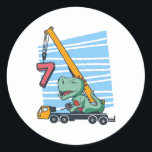 7 years 7th Birthday Mobile Crane Dinosaur ラウンドシール<br><div class="desc">Happy 7th Birthday. Funny and lovely Kids Birthday design with cute dinosaur sitting on a mobile crane lifting a Number 7. A perfect match for Kids and Teens.</div>