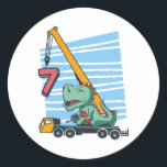 7 years 7th Birthday Mobile Crane Dinosaur ラウンドシール<br><div class="desc">Happy 7th Birthday. Funny and lovely Kids Birthday design with cute dinosaur sitting on a mobile crane lifting a Number 7. A perfect match for Kids and Teens.</div>