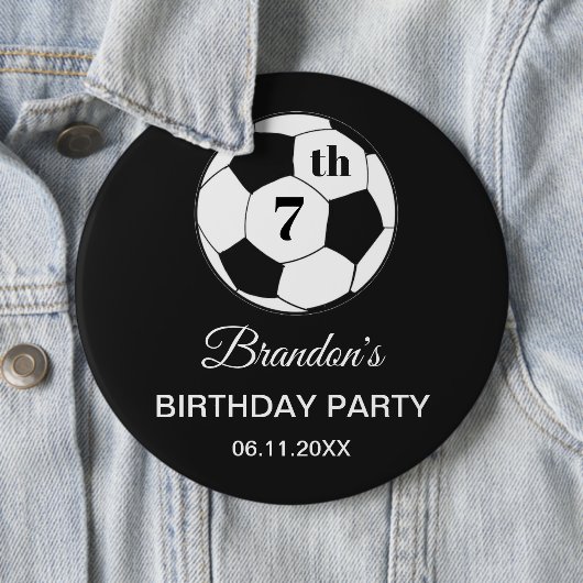 7th Birthday Party Soccer Black Boys Sports 缶バッジ (インサイチュ)