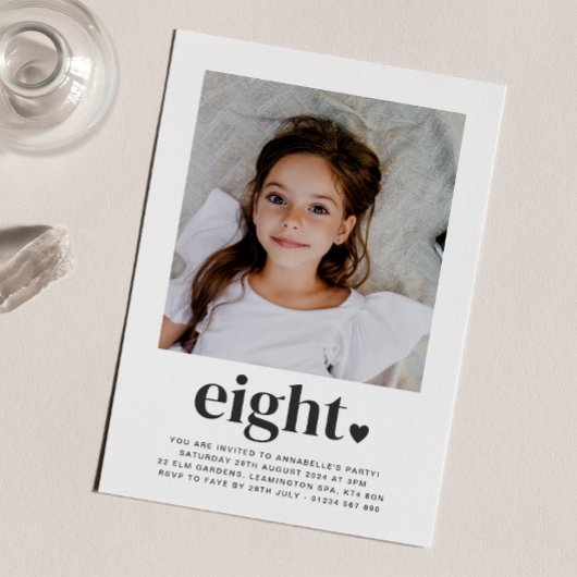 8つのハート – 正方形フォト誕生日招待状 招待状