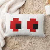 8つのビット不気味で赤い目 ランバークッション (ブランケット)