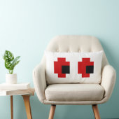 8つのビット不気味で赤い目 ランバークッション (椅子)