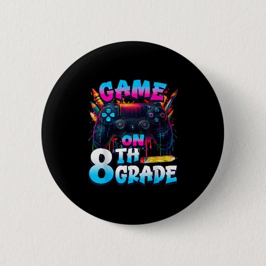8年生の初登校ゲームオンコントローラーB 缶バッジ (正面)