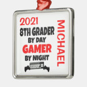 8年生ラブズ遊ビデオゲームカスタム メタルオーナメント (左)