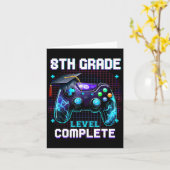 8年生レベルの日は卒業を完了する彼の少年 カード (黄色い花)