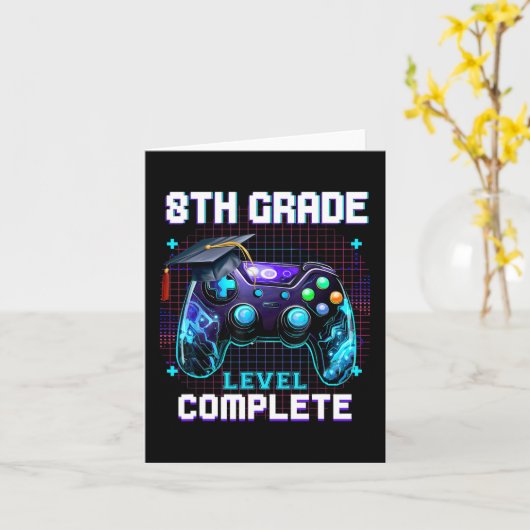 8年生レベルの日は卒業を完了する彼の少年 カード (黄色い花)